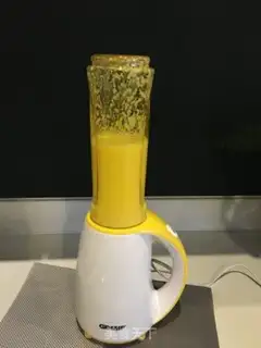 Make Pineapple Sydney juice step 2