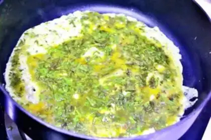 Make Fried eggs step 4