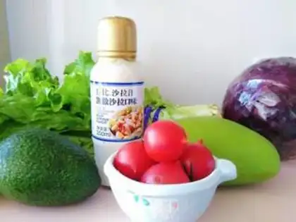 Make Cream-cream-fruit chicken salad step 0