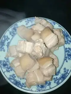 Make Quail egg red pork step 1