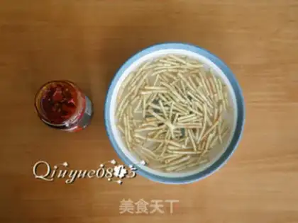 Make Spicy fish and grass step 2