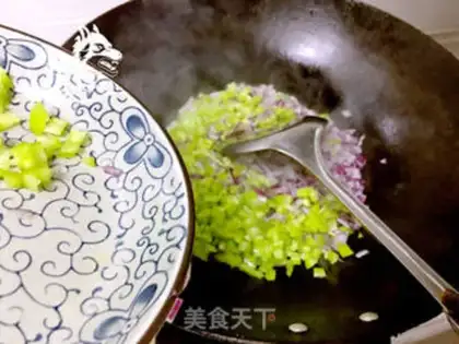 Make Bean sauce and cheese step 4