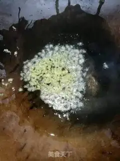 Make The meat and garlic step 1