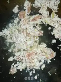 Make The meat and garlic step 2
