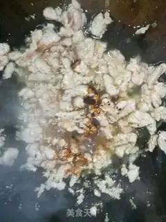 Make The meat and garlic step 3