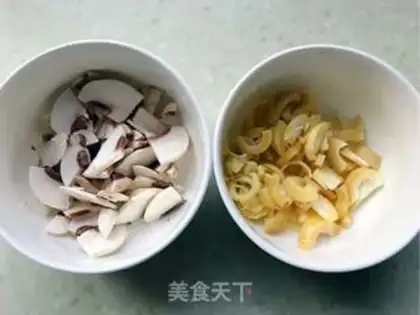 Make The veggie soup step 3