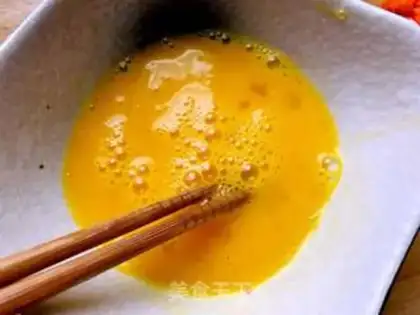 Make Egg fried rice step 1