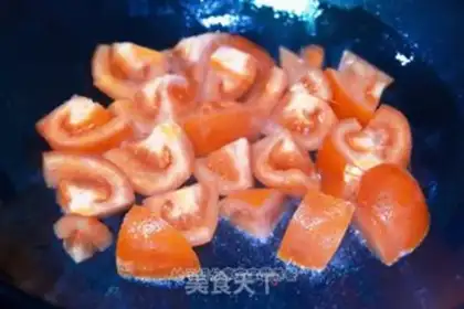 Make Quinobe green tomato soup step 1