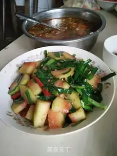 Make Watermelon pickles step 1