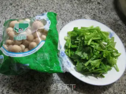 Make Crab mushrooms and celery step 0
