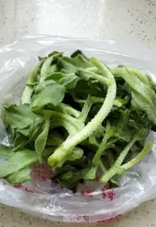 Make Icegrass egg salad step 1