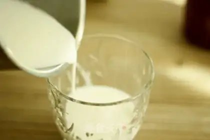 Make Blueberry coconut milkshake step 13