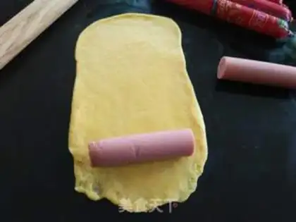Make Onion cheese ham bread step 4