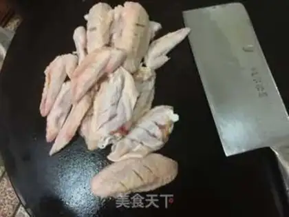 Make Precious chicken wings step 0