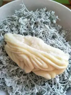 Make artemisinin cereals step 1