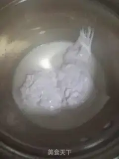 Make Cotton sugar, gold and milk pack step 4