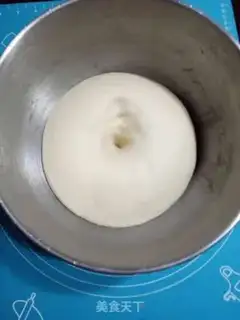 Make Cotton sugar, gold and milk pack step 10
