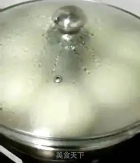 Make Cotton sugar, gold and milk pack step 14