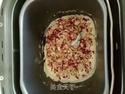 Make Peanut-Rose-Rush step 3