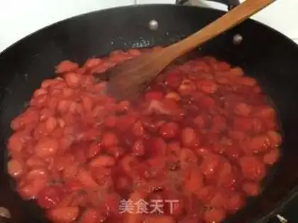 Make Big granule strawberry sauce step 4