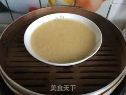 Make Three tiny rice pots step 1