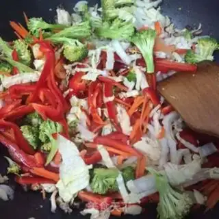 Make Vegetable noodles step 5