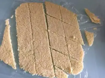 Make Three tiny rice pots step 5