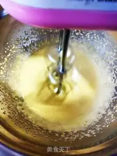 Make marshmallow fingers step 4