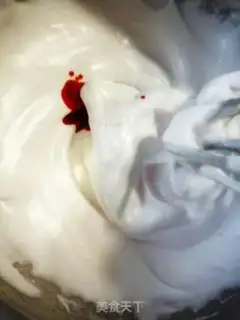 Make marshmallow fingers step 6