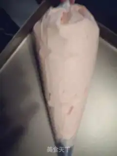 Make marshmallow fingers step 10