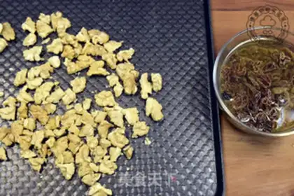 Make raisin corn crackers step 0