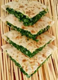 Make Spinach egg box step 13