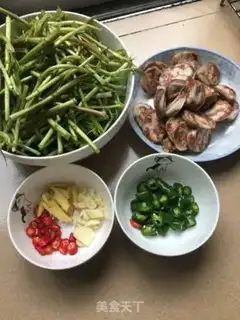 Make Mud-eared sausages step 1