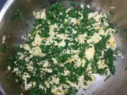 Make The egg box step 7