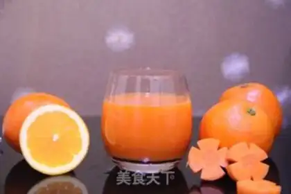 Make Fresh carrot orange juice step 3