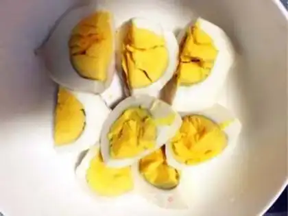 Make Meatball egg noodles step 1