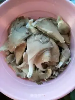 Make Blow mushrooms step 1