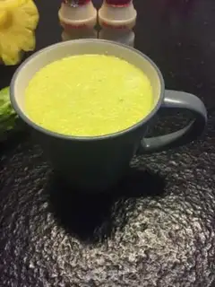 Make Fresh pineapple juice step 2