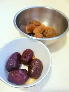 Make walnut dates step 0