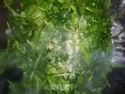 Make Garlic sprouts step 3