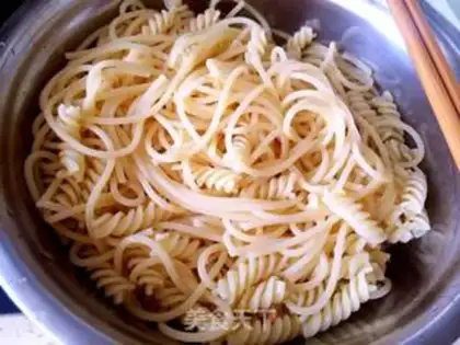 Make Spaghetti mushroom ham step 3