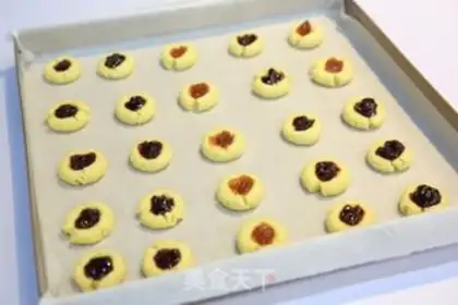 Make Cream-cracker step 5