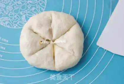 Make Little solar cheese bag step 8