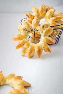 Make Little solar cheese bag step 11
