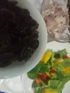 Make The peppers, the wood step 0