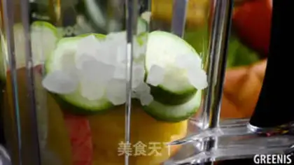 Make Pineapple juice step 3