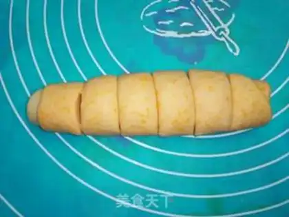Make Pumpkin buns step 6