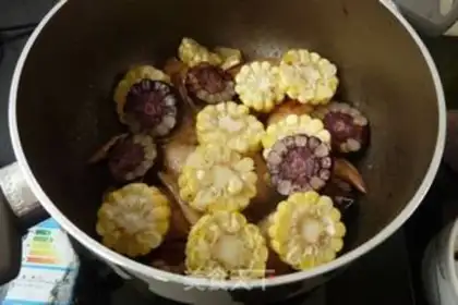 Make Black pepper corn fried chicken wings step 5