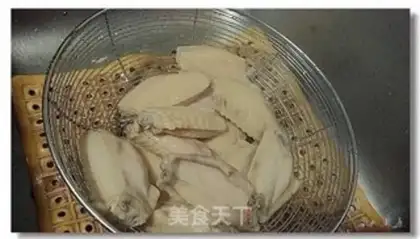 Make Dry bacteria, chicken wings step 2