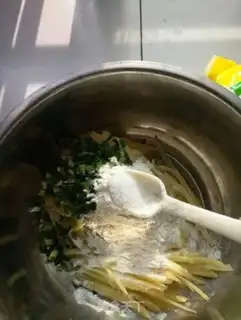 Make Wild Onion Spade step 3
